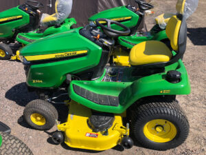 John Deere X384 Riding Lawn Tractor Review