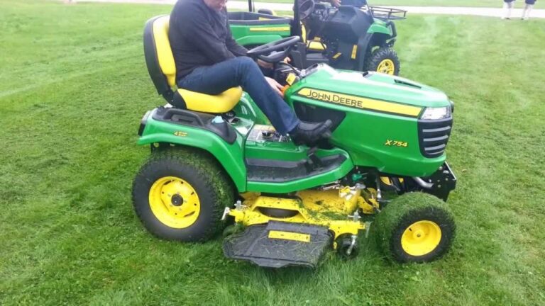 John Deere X754 Lawn Tractor Review