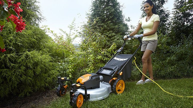 WORX WG719 13A Wheeled Electric Lawn Mower