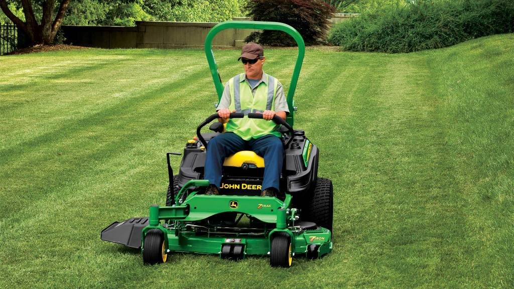 Commercial Mowers Vs Residential Mowers