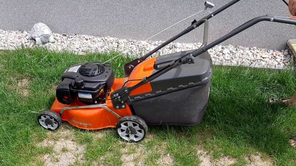 Best Husqvarna Lawn Mowers